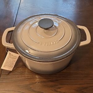 Smith & Clark Ironworks Cast Iron Dutch Oven